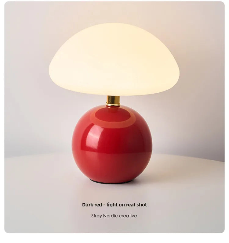 Cream Mushroom Small Table Lamp Children's Eye Nightlight Bedroom Bedside Ceramic Decorative Table Lamp Room Atmosphere Lamp