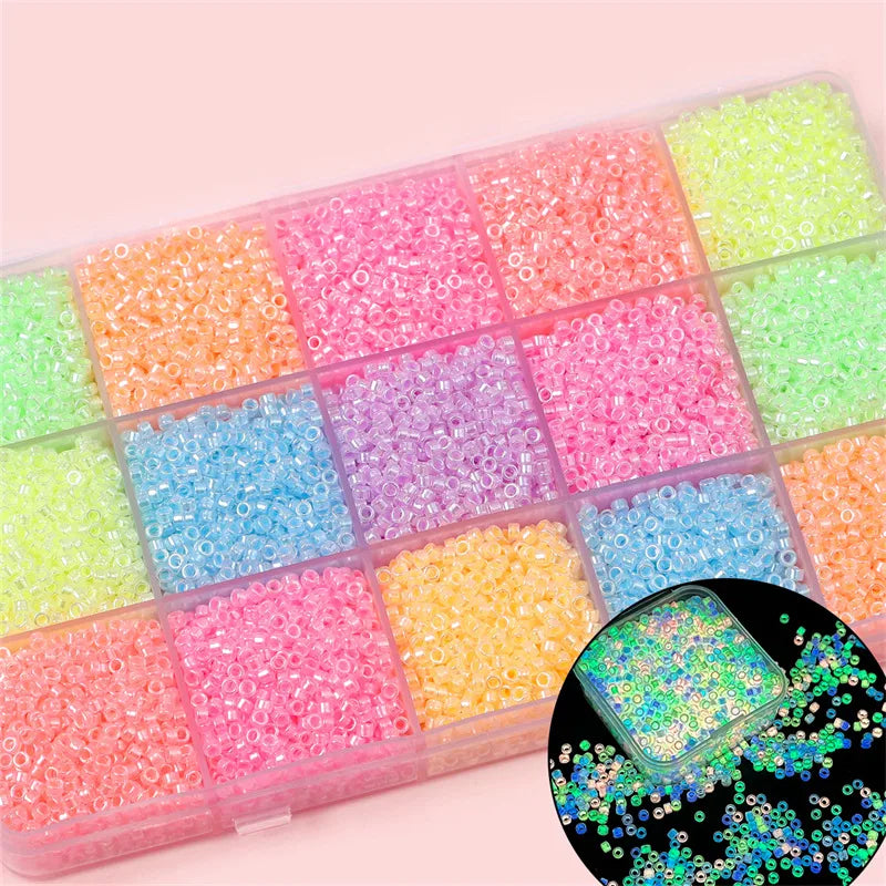 1 Pack Glass Solid Color Beads