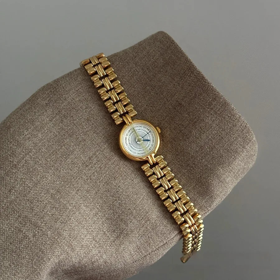 Casual Glam Business Round Butterfly Double Snap Quartz Watch