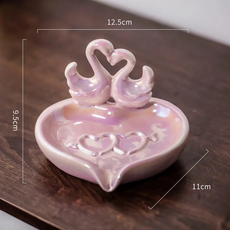 Cute Swan Heart Shape ceramics Soap dish Artificial Decorations