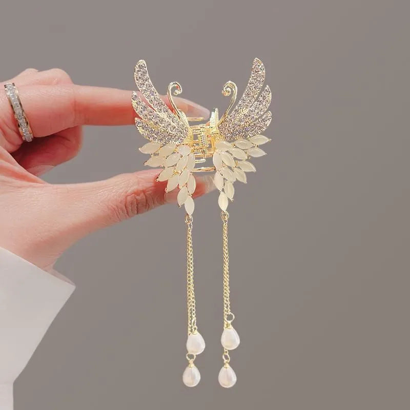 Alloy butterfly hairpin Korean high-end sense exquisite pearl tassel hair accessories half hair clip women's headdress wholesale