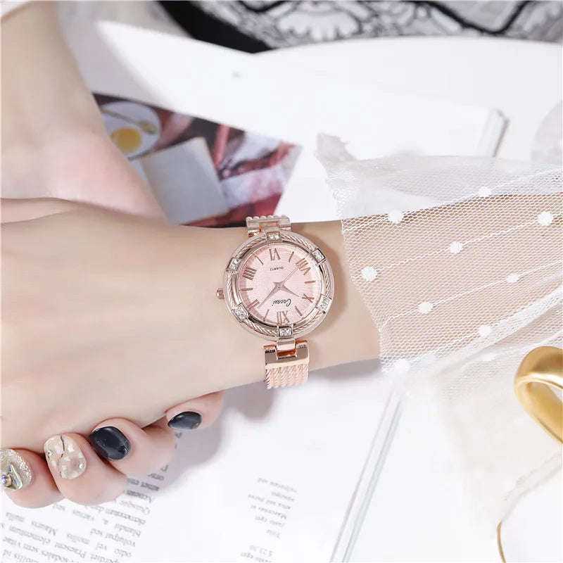 Retro Classic Style Solid Color Jewelry Buckle Quartz Watch