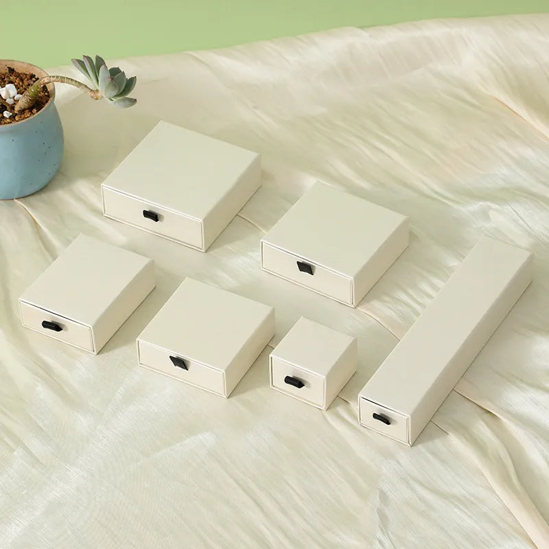 Basic Solid Color Paper Jewelry Boxes
