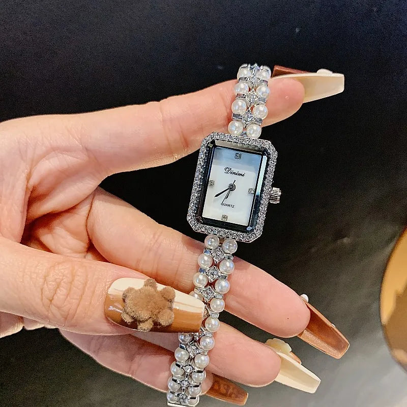 Elegant Vintage Style Geometric Jewelry Buckle Quartz Watch Women's Watches