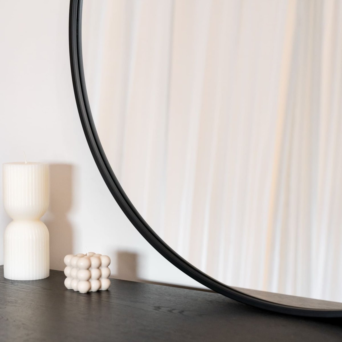 Rei - Round Black Metal Circle Mirror - 70cm x 70cm - Zestio