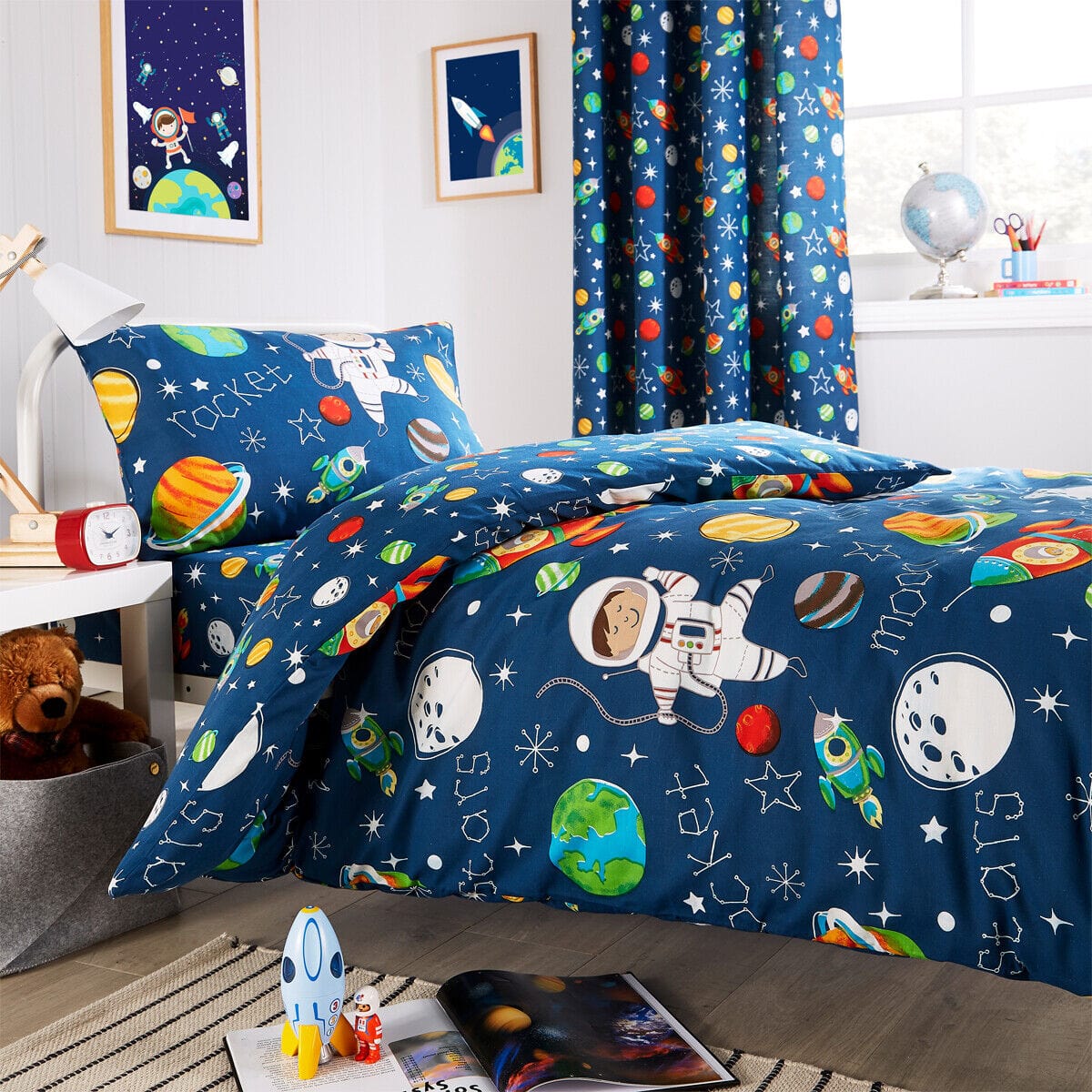 OLIVIA ROCCO Space Explorer Kids Duvet Cover Set With Pillowcase 100% Microfibre Space Themed Bedding For Boys And Girls Bedroom Decor