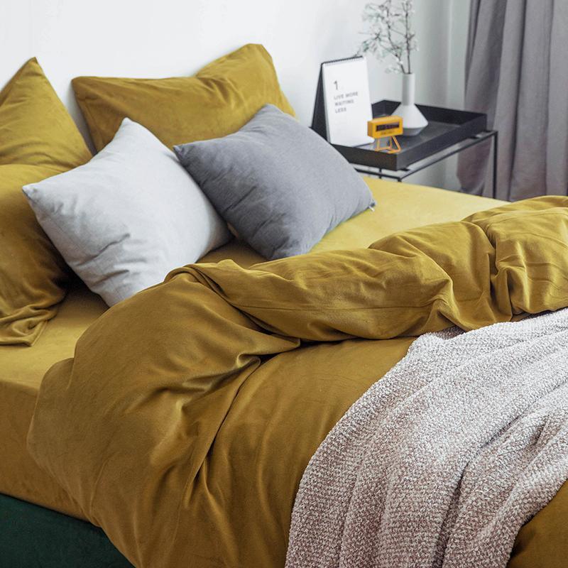 ST254 Velvet Duvet Cover + Bed Sheet + 2 Pillowcases, King