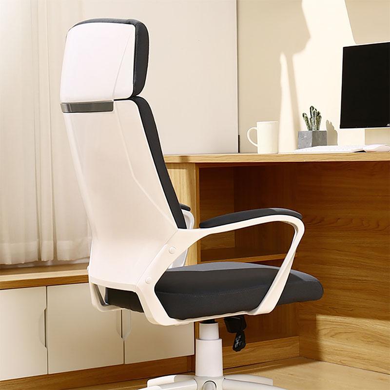 UA63 Office Chair, White