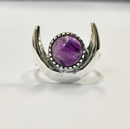Halo Half Moon Ring, Amethyst