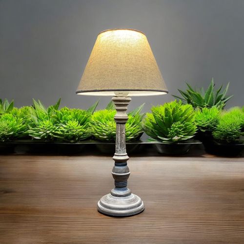 38CM TRADITIONAL STYLE LAMP AND SHADE