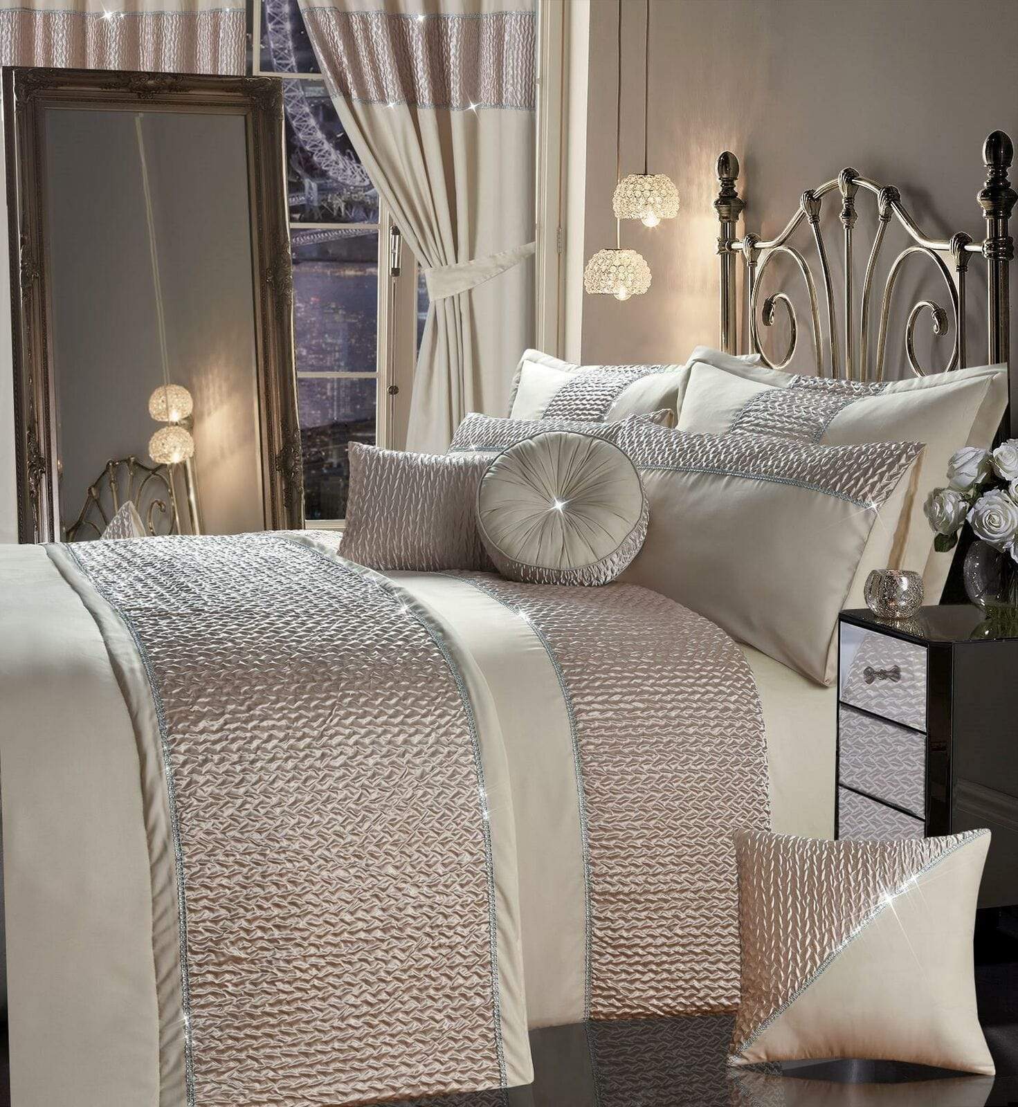 OLIVIA ROCCO Zenia Duvet Cover Set With Quilted Trim And Diamante Detailing For Luxurious Sleep In Single Double King Super King